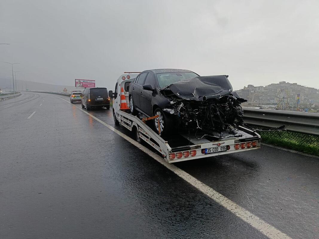Çeşme pickup kurtarma